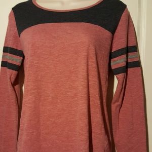 Womens Princefox small shirt